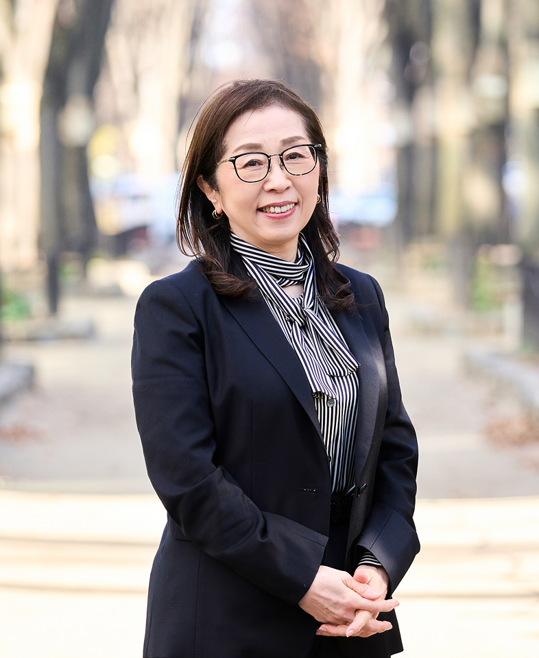 医療業界専門コーチ岡本 智子